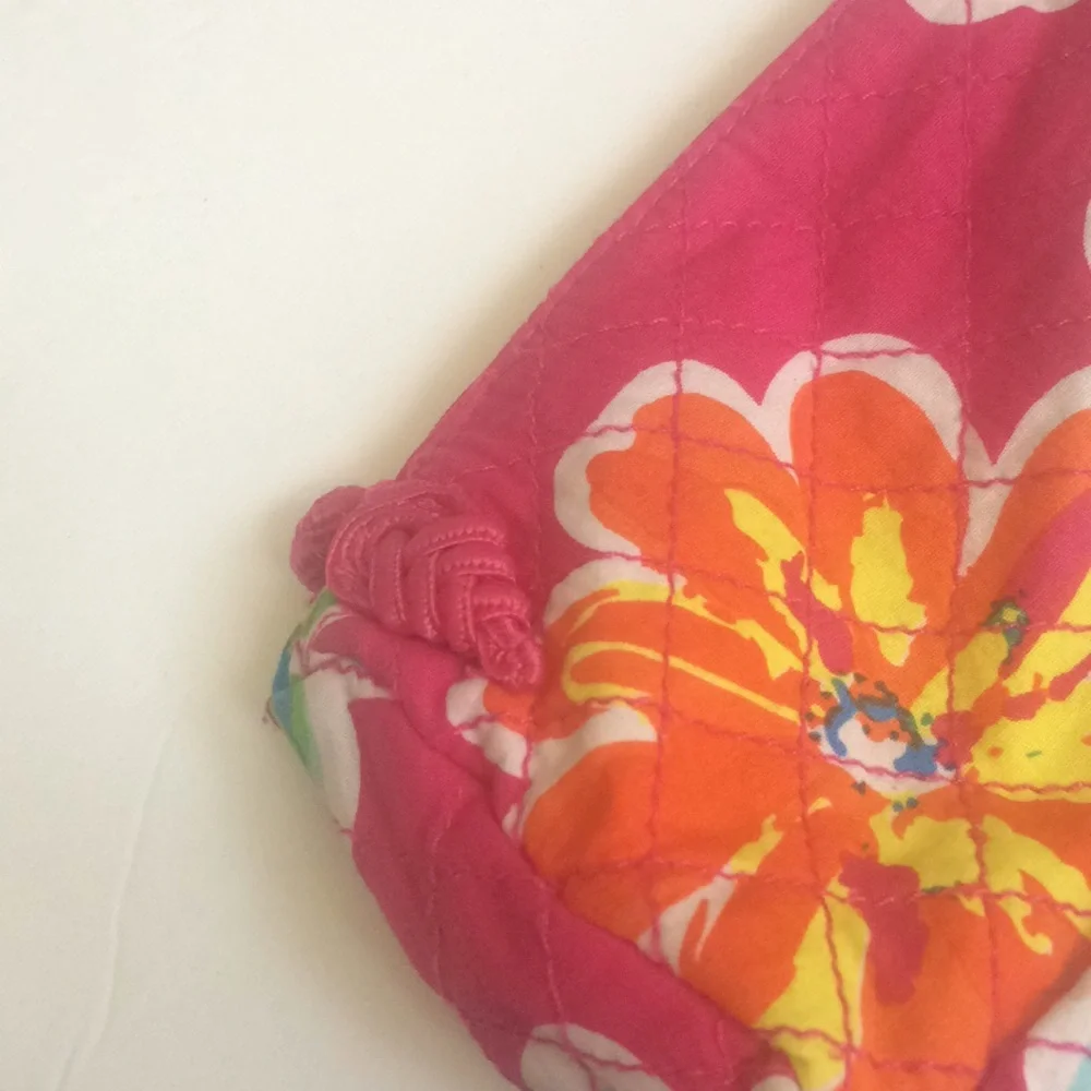 Ladies quilted make up pouch